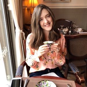 Meet your Posher, Lauren